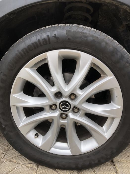 Гуми 19 с джанти за мазда