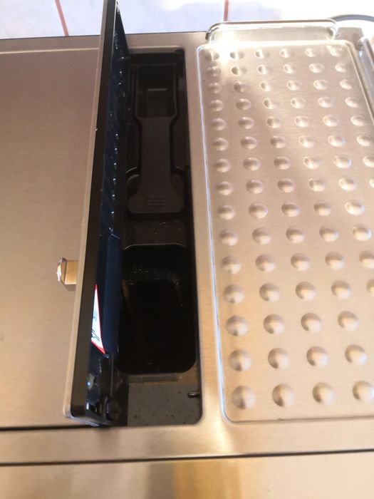 Expresor delonghi magnifica 6700