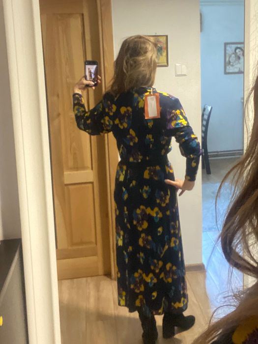 Richie Max Mara, noua, cu eticheta