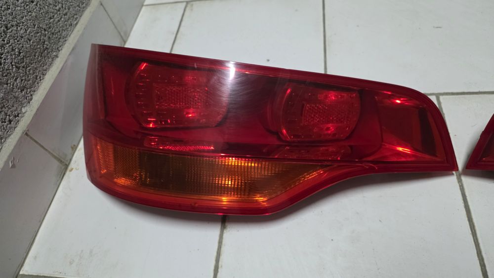 Фонарь от ауди Q7