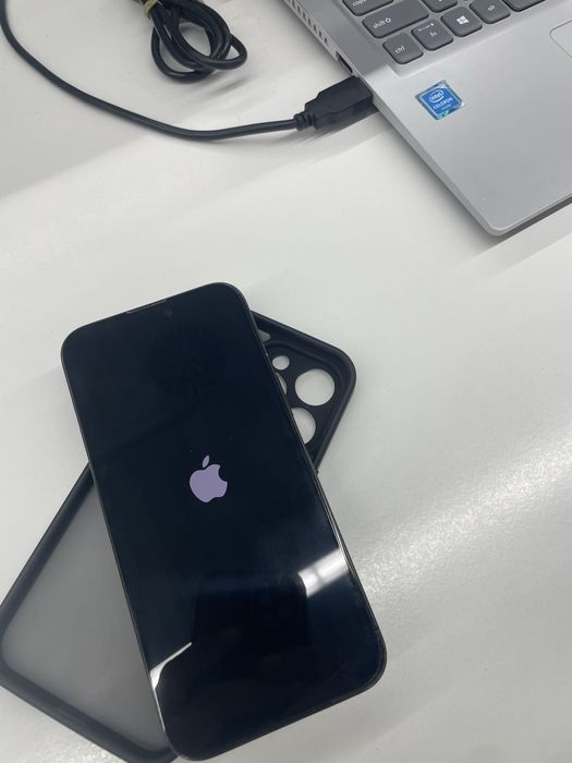 Iphone 15 pro max 512 GB Заключен айклауд