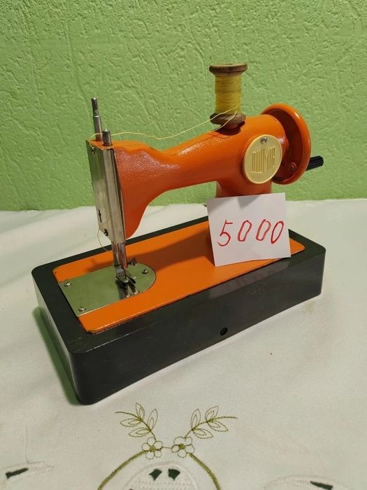 Продам Швейная машинка