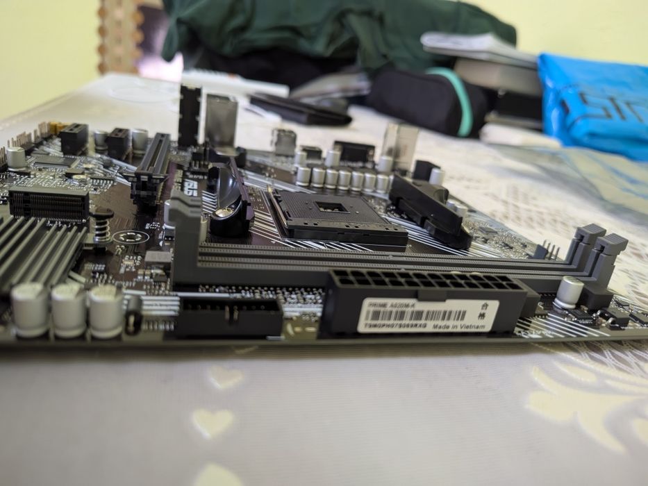 Новая материнская плата ASUS Prime A520M-K R1.02

Продается новая ASUS