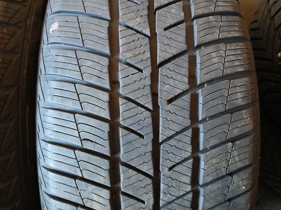 Зимни гуми 17цола Barum Polaris.5..215/60/17..7мм-грайфер 2018година