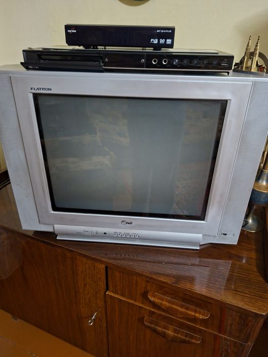 Продается телевизор LG и Dvd