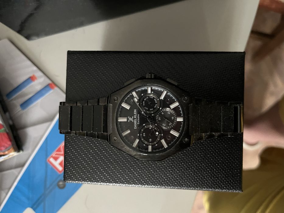 Продам мужские наручные часы