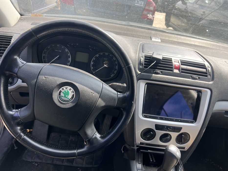 Vand motor cutie viteza bara fata capota usi haion Skoda octavia 2