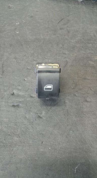 Buton geam electric dreapta spate audi a4 b7 8e0959855