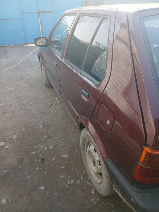 Нисан микро 1991года