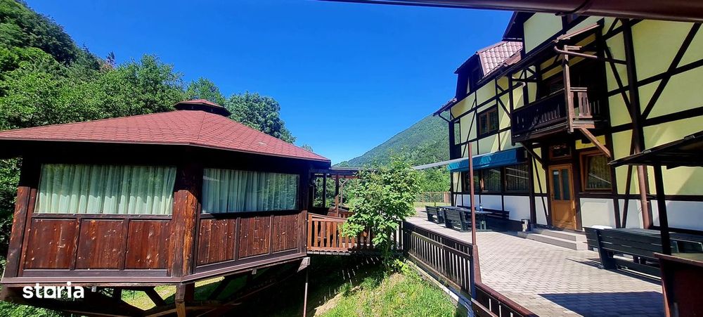De vânzare – Pensiune turistică complet funcțională în Sadu, Sibiu