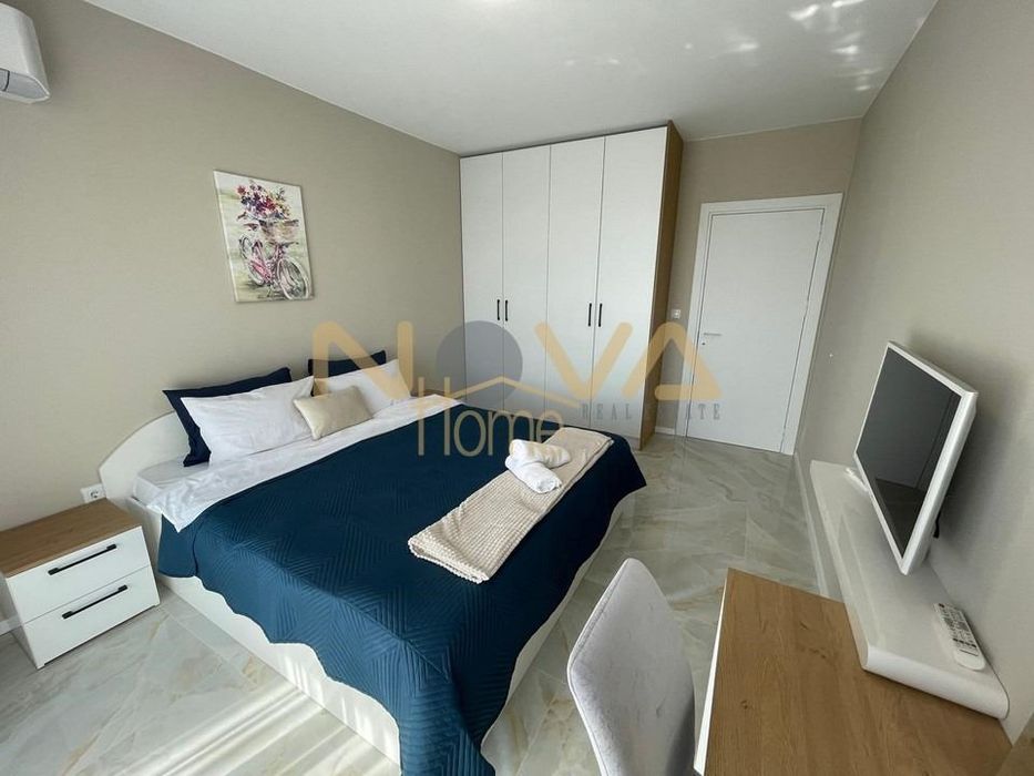 2-стаен в Варна, област-к.к. Св.Св. Константин и Елена площ 64 цена 1