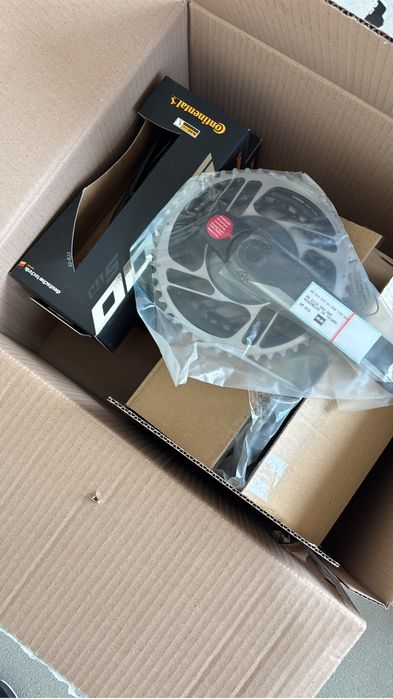 Angrenaj Sram red AXS D1 quarq - power meter