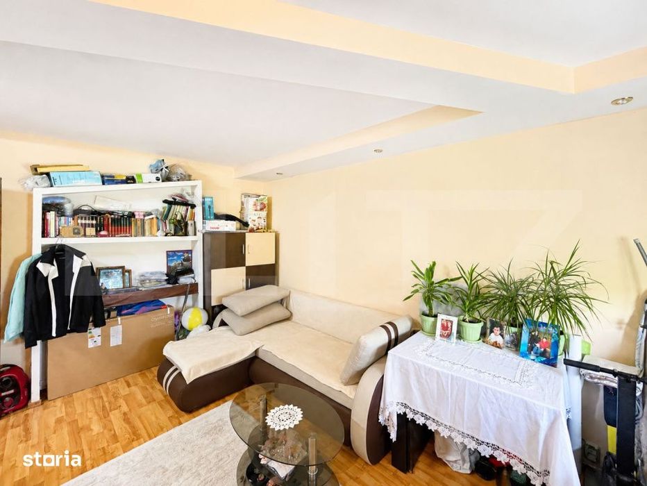Apartament 2 camere decomandat,52 mp, etajul 2,zona Victor Babes