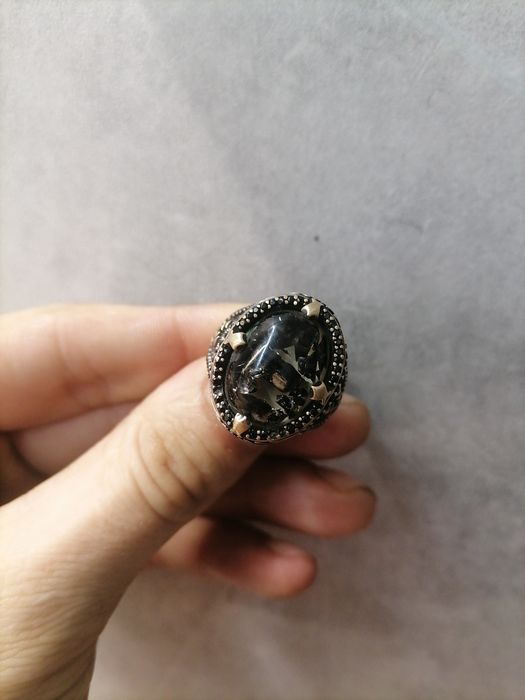 Перстень серебряный