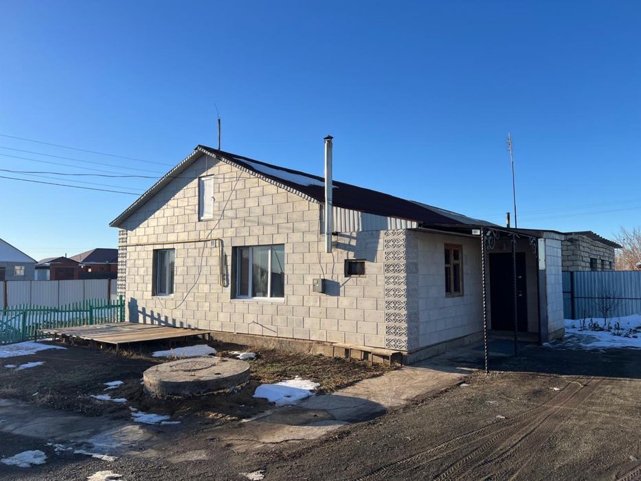 Дом в жилом массиве Акшат