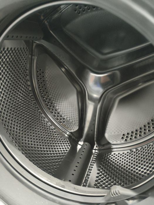 Подаю бу стиралку Beko