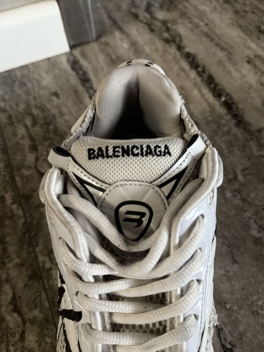 Balenciaga Runner Graffiti