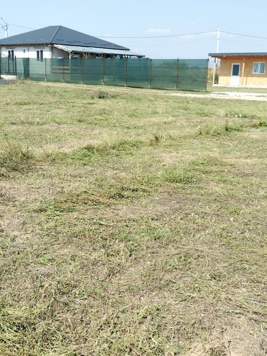 Vand teren in comuna Albota