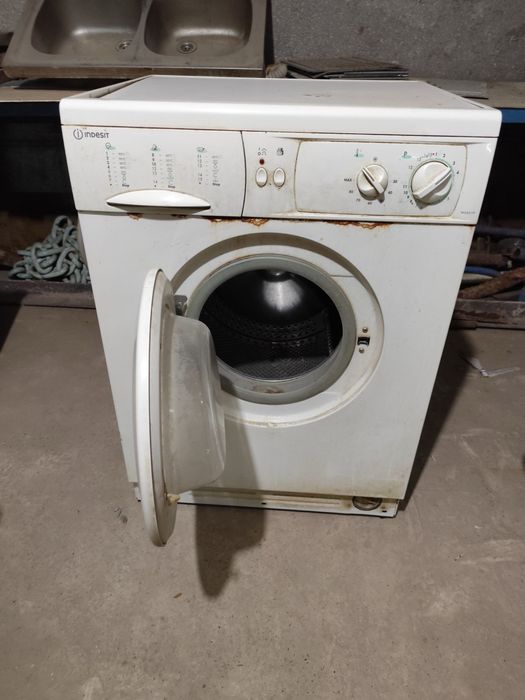 Автомат кир мошина INDESIT 25 $ га сотилади