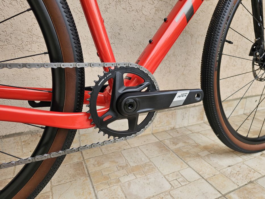 Trek Checkpoint ALR 5