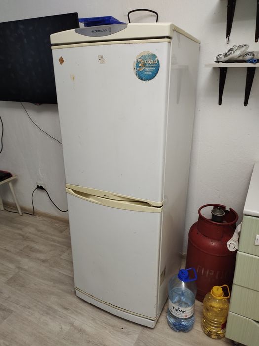 Холодильник LG Express Cool