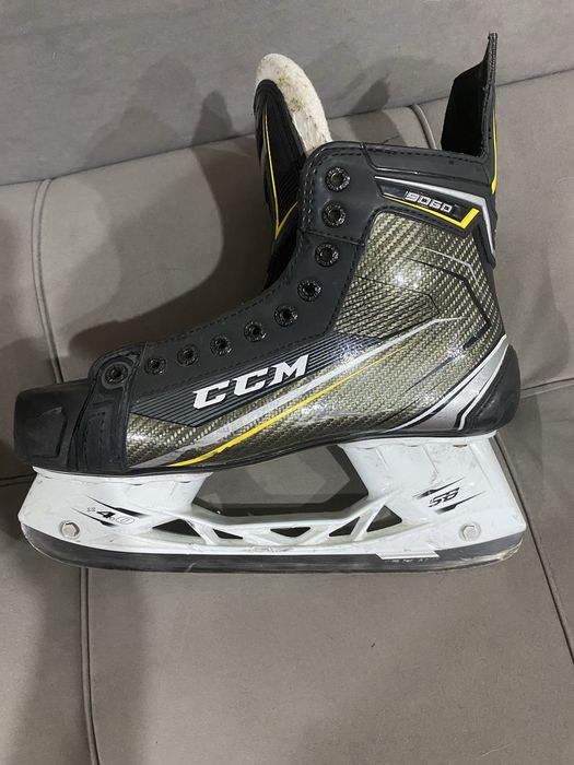 Коньки CCM TACKS 9060