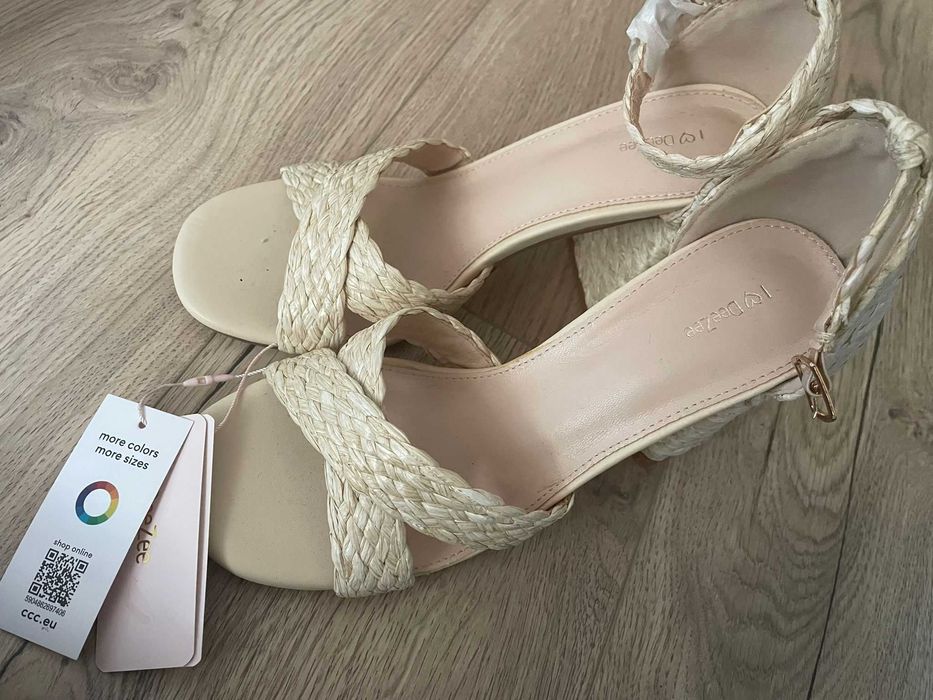 Sandale inalte, elegante, culoarea BEJ NUDE - PRODUS NOU