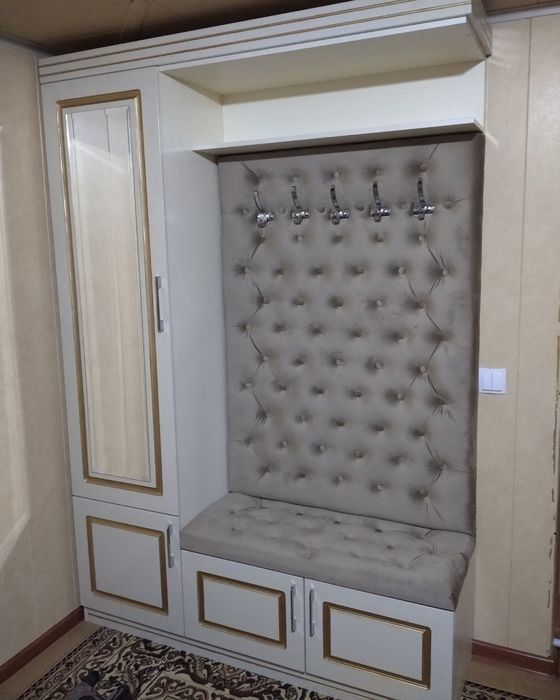 Прихожка мебель на заказ и д/р Гостиний кухонный