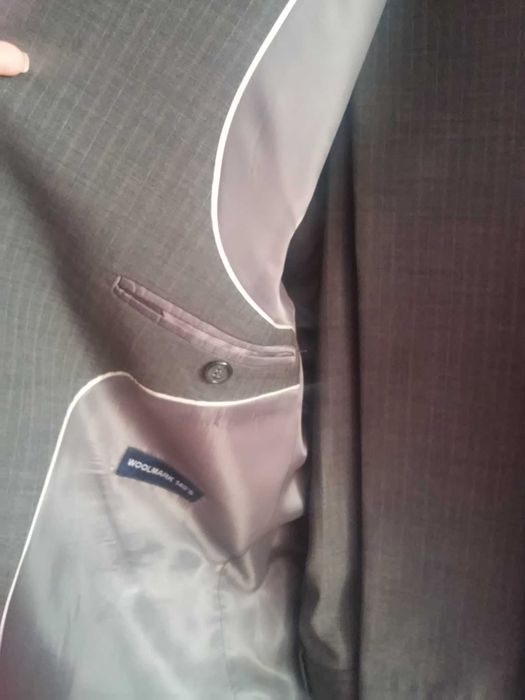 Мъжки костюм, размер 52