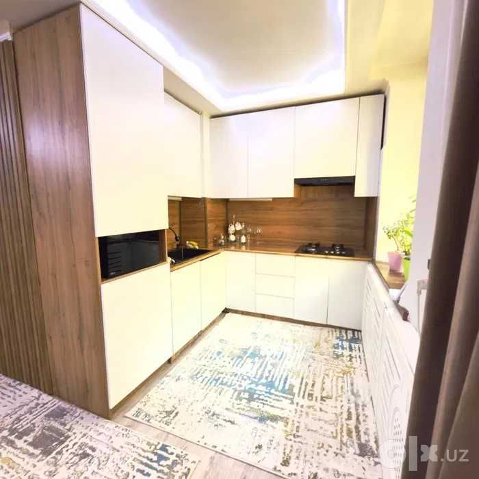 Продается 3/2/5 Новомосковская Евроремонт Кирпич. 65м2. Мебель техника