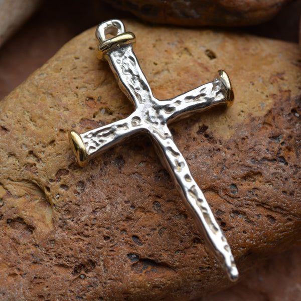 Сребърен медальон кръст 925 с златни акценти–мъжки бохо-рустик дизайн