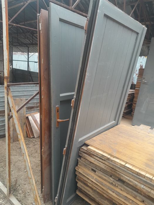 Двери пластиковые