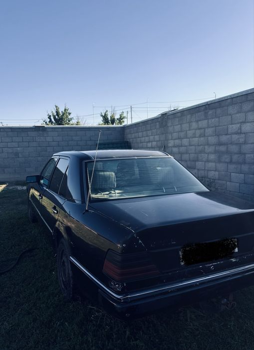 Мерседес 124 обем 2.3