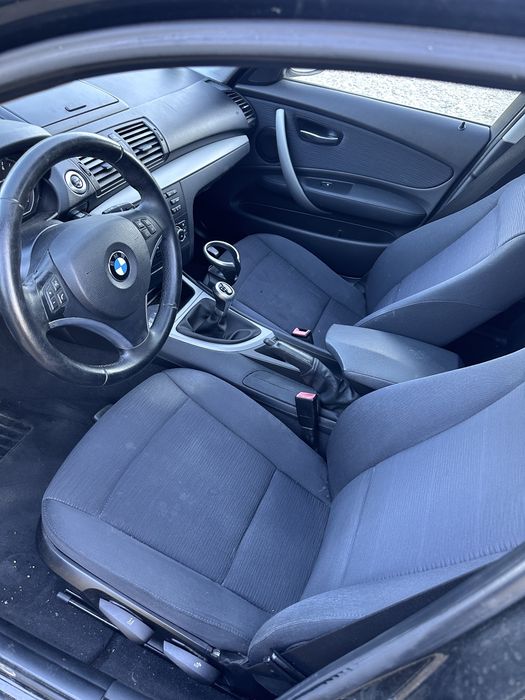 Dezmembrez BMW Seria 1 E87