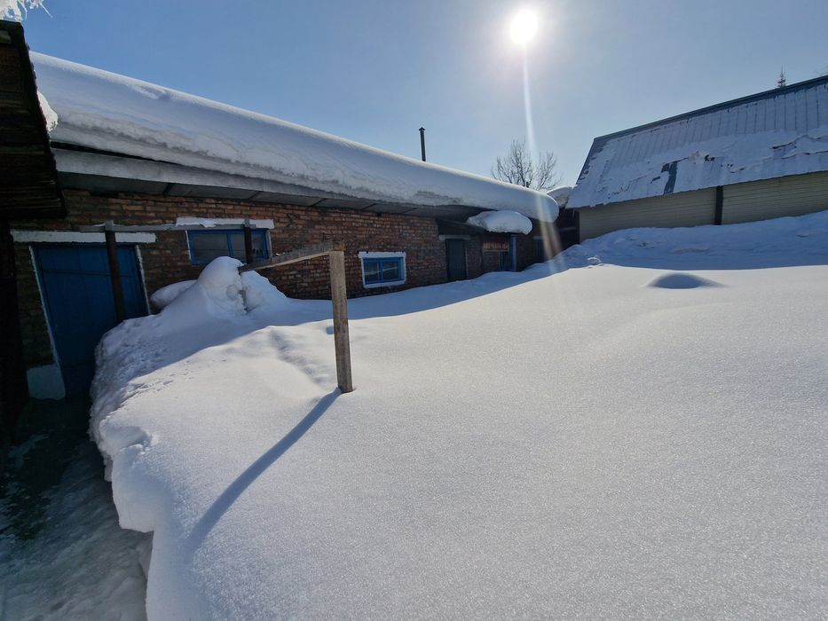 Продам большой дом.