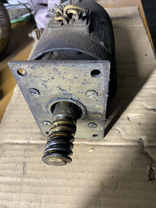 Электродвигатель