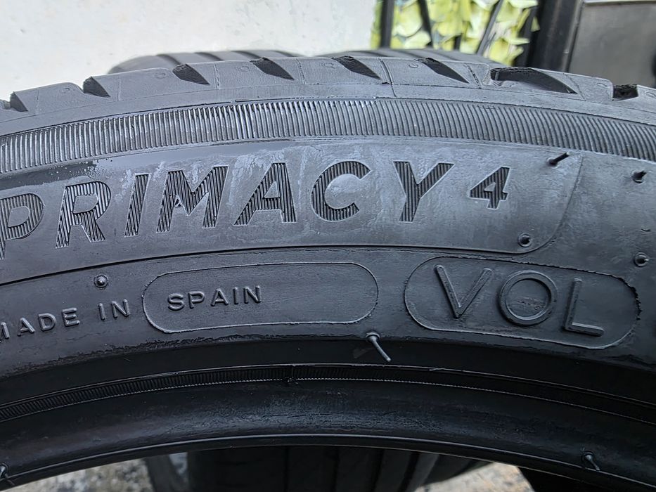 Vând patru anvelope de vara continental/ michelin  255 40 19 /0623