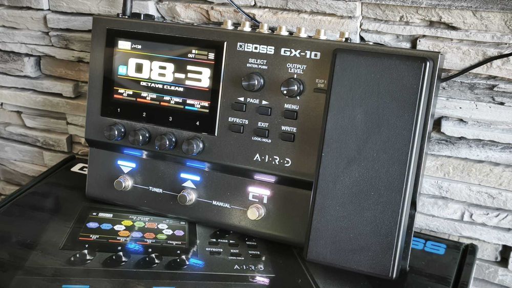 Procesor multiefect chitara BOSS GX-10 - GARANTIE
