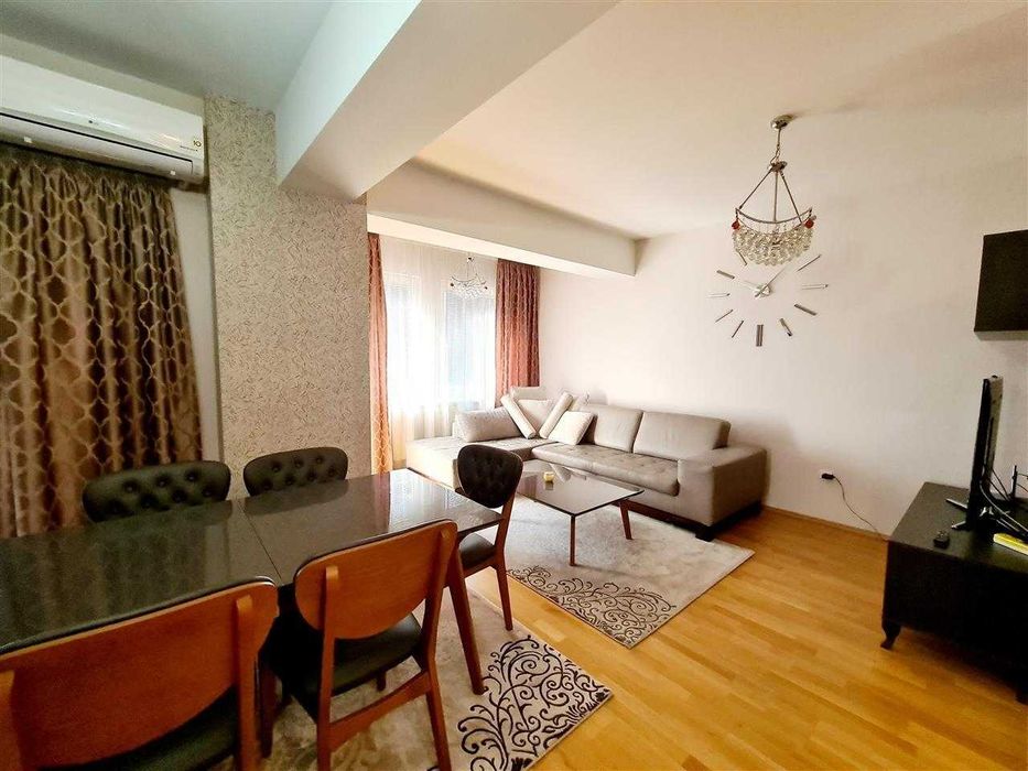 Дава се под наем Тристаен апартамент в София, Люлин 10 - 89 кв.м за 612 € - Снимка #1