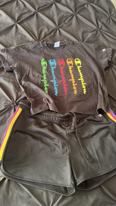 Champion - дамско екипче