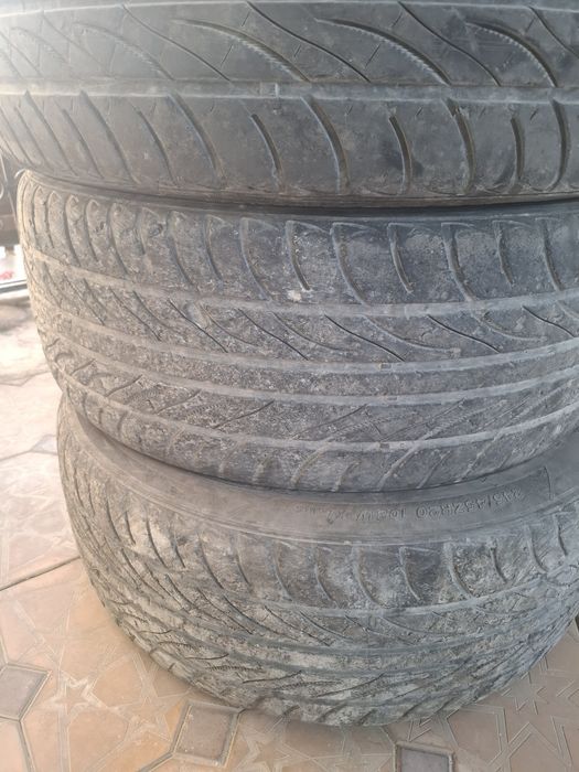 Шины r20 летние продам