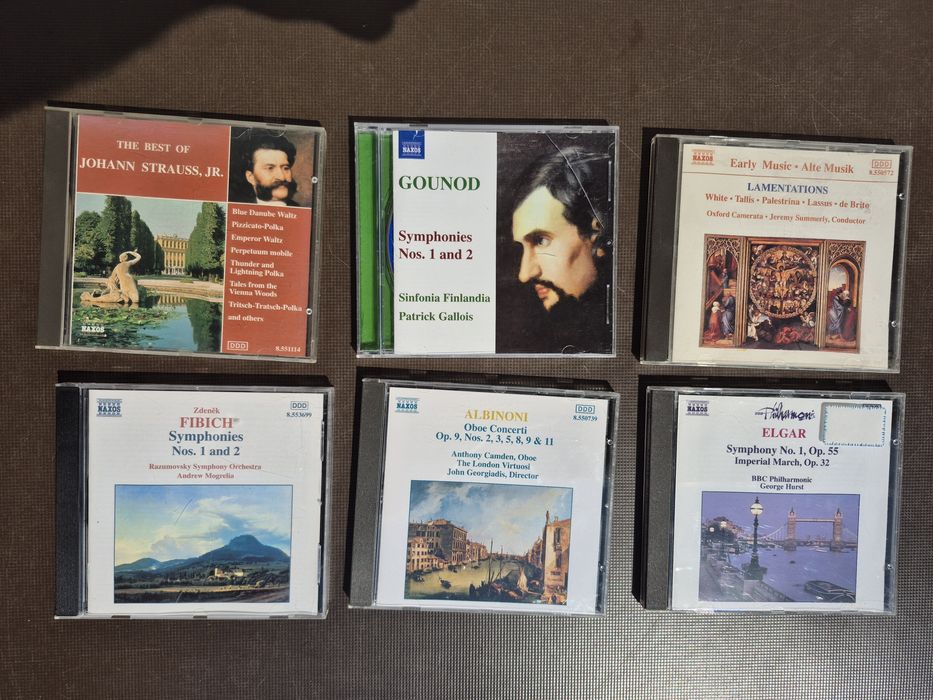 Vând Lot 24 CD cu muzica clasica mixta colectia NAXOS