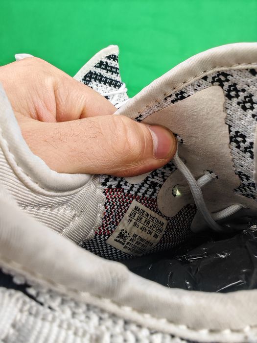 Маратонки adidas yeezy boost 350