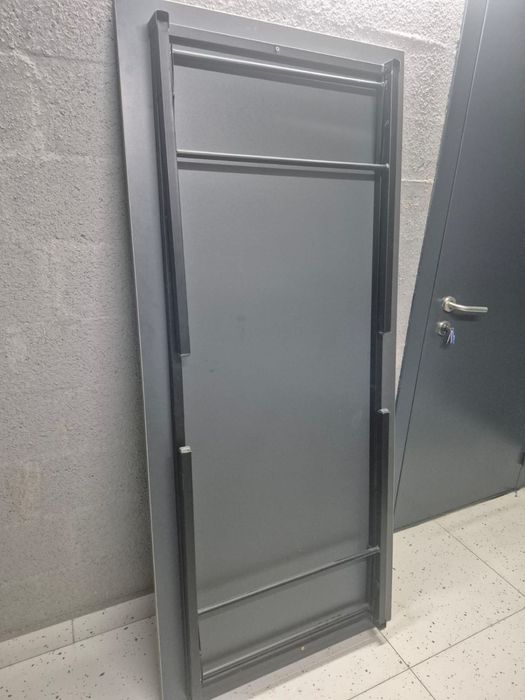 Продам стол складной