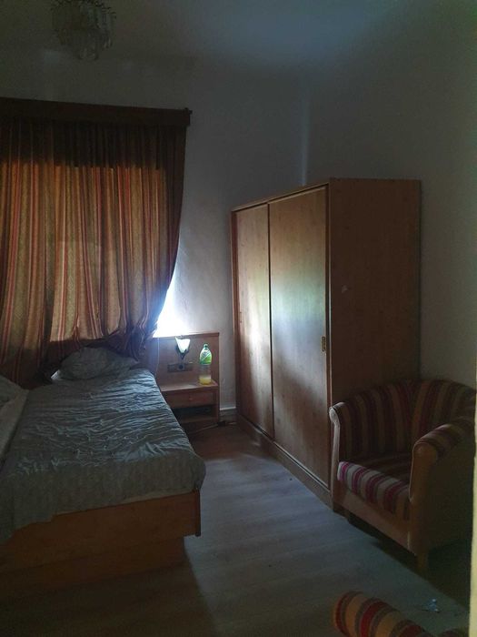 Casa de inchiriat/ Casa de vanzare
