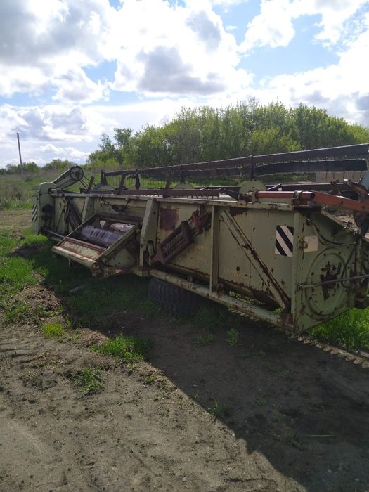 Продам комбайн ДОН 1500 Б