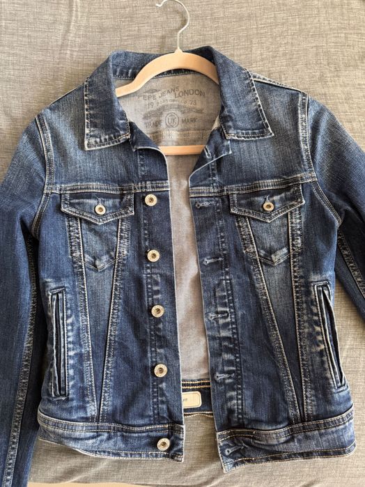 Яке и Суичери и тениски Dsquared,Armani, Karl Lagerfeld, Pepe jeans