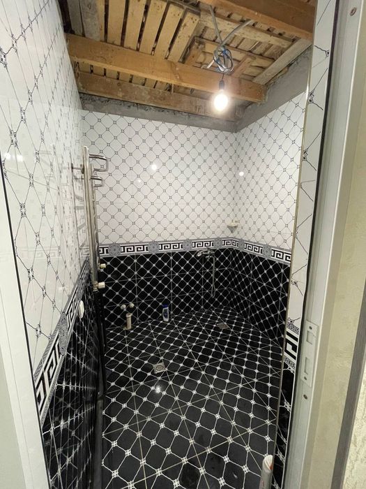 Уй сотилади 4 сотук киров олмазор махаллада