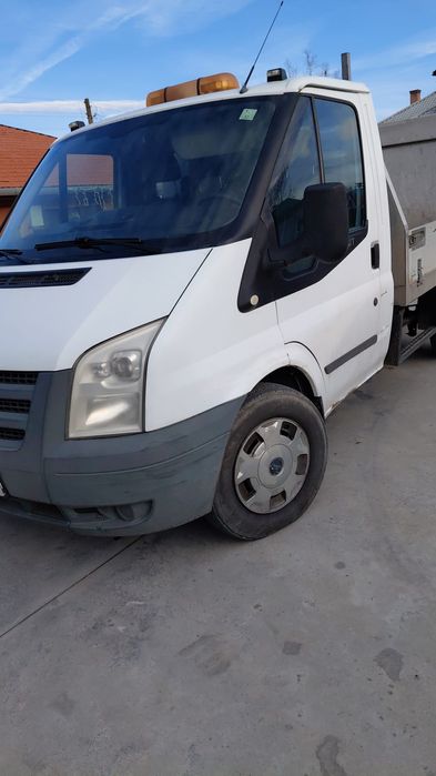 Vând Ford transit