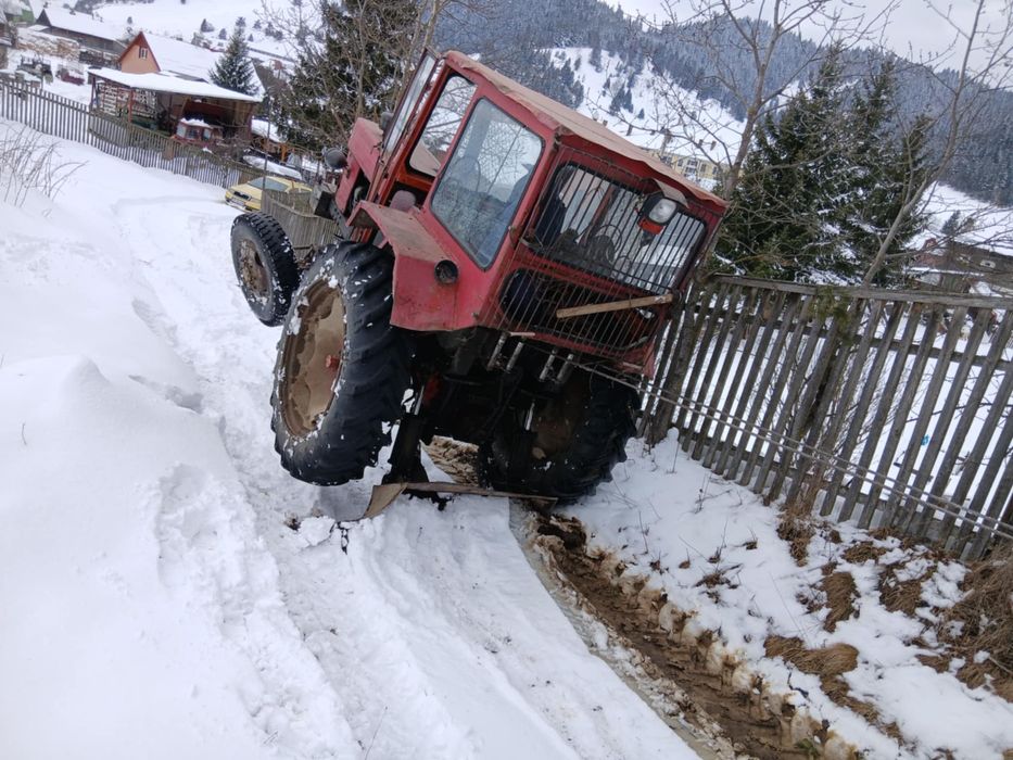 De vanzare tractor U651